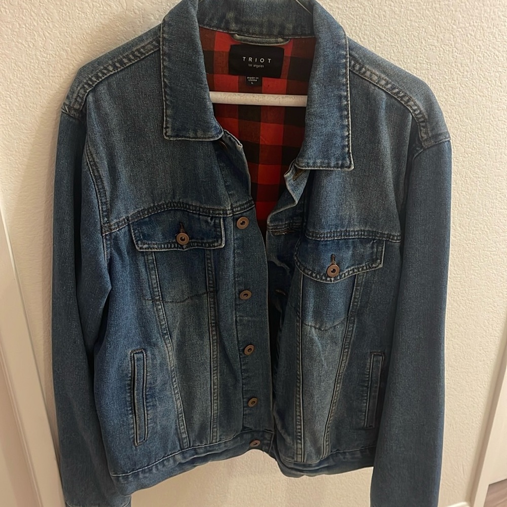 Triot los Angeles jean jacket size large